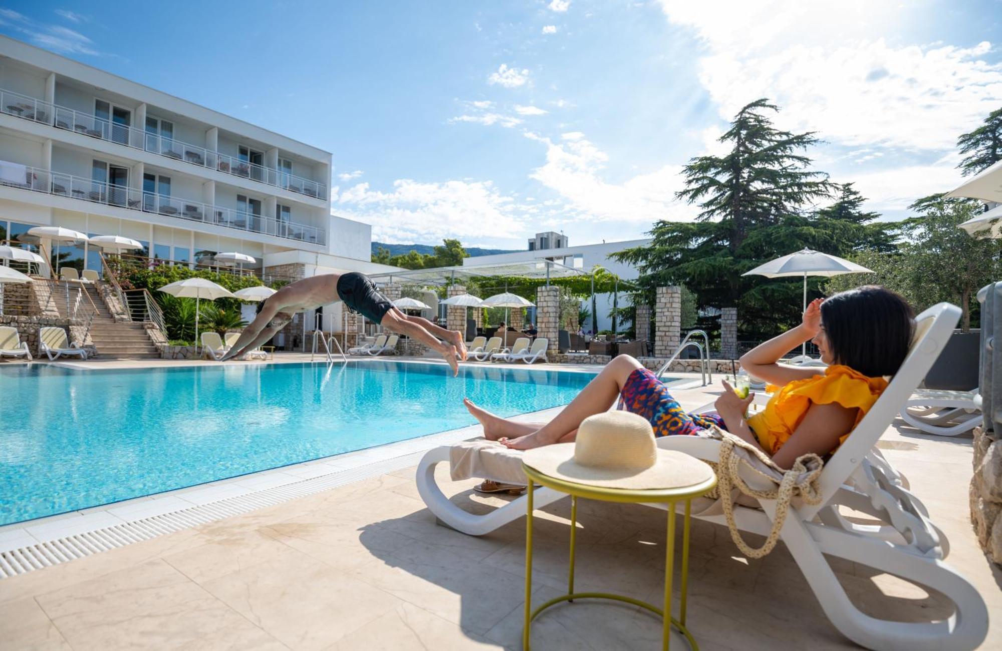 Bluesun Hotel Borak Bol Exterior foto