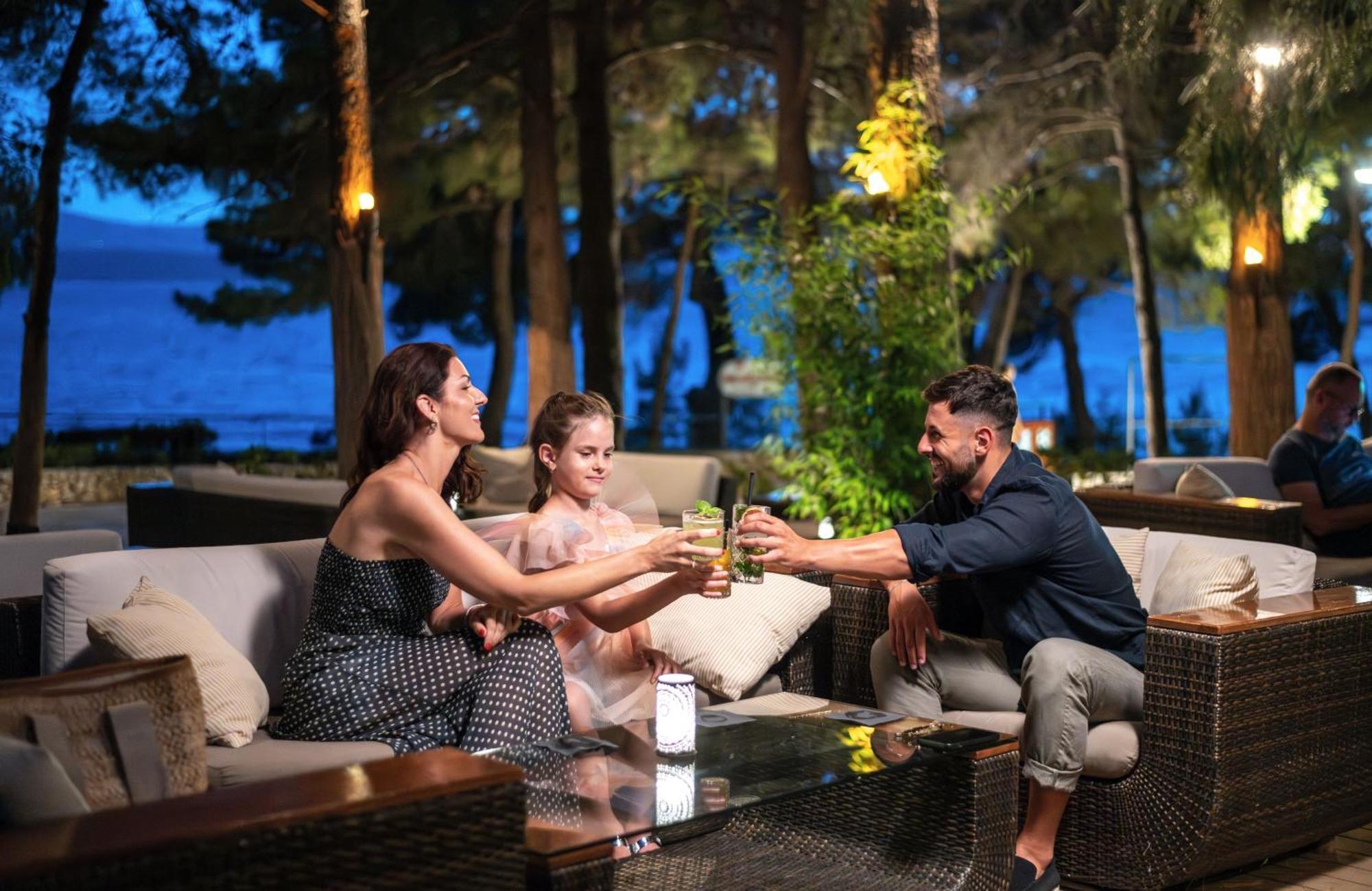 Bluesun Hotel Borak Bol Exterior foto
